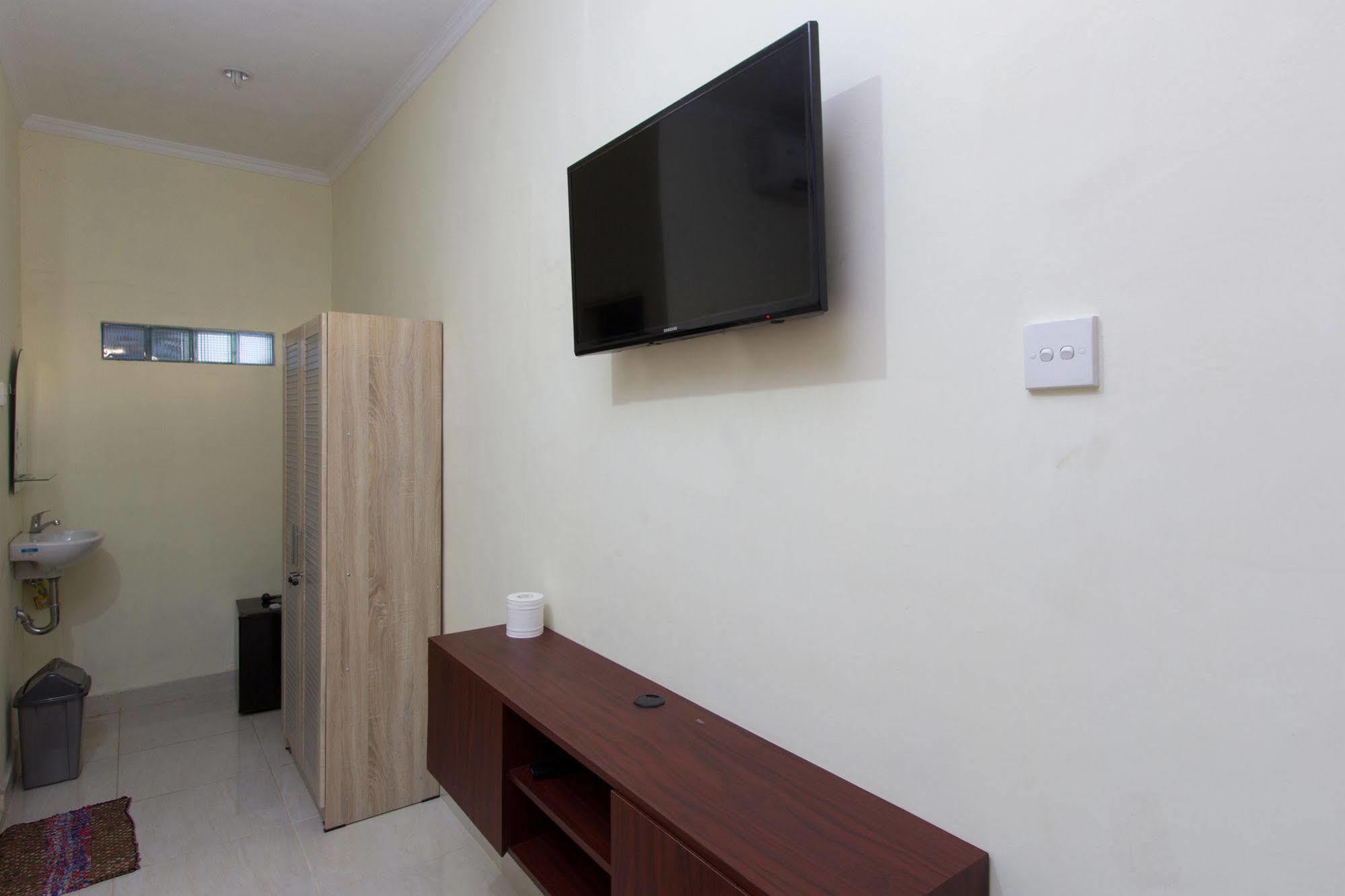 Reddoorz @ Sehati Raya Kuta Legian Exteriér fotografie